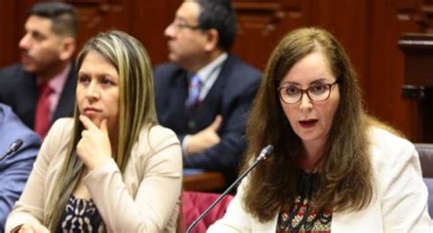 Rosa Bartra Yeni Vilcatoma Arremete Contra Excongresista Es Muy