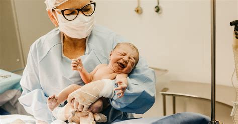 Vaginal Birth Versus C Section Pros And Cons Mamaway Maternity