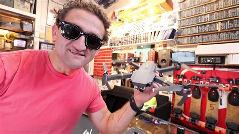 ОБЗОР ДРОНА DJI MAVIK PRO! САМЫЙ ЛУЧШИЙ ДРОН! (озвучка на CaseyNeistat ...