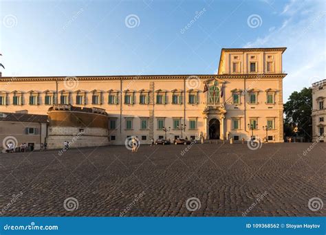 Sunset View of Quirinal Palace at Piazza Del Quirinale in Rome, Italy ...