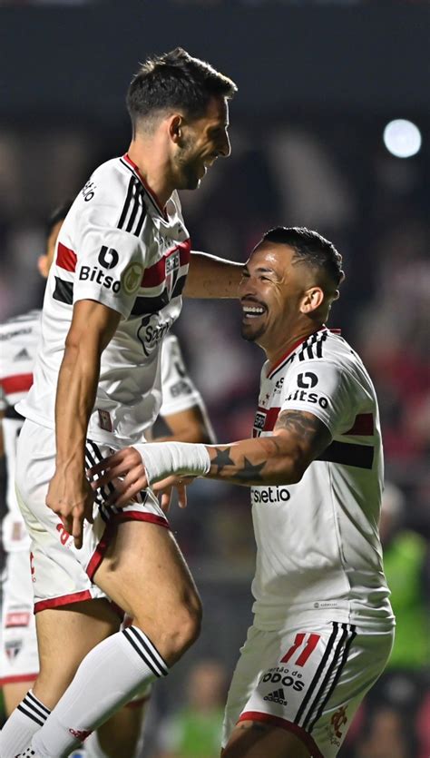 Pin Em Tricolor Spfc S O Paulo Futebol Clube Tatuagem Do Sao Paulo