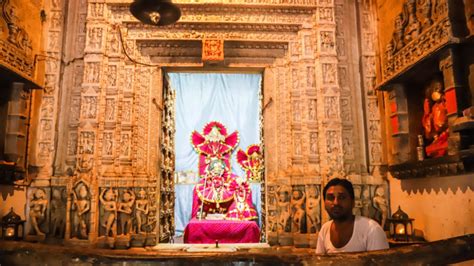 Krishna Janmashtami मैं श्याम की दीवानी इकलौता मंदिर जहां श्रीकृष्ण