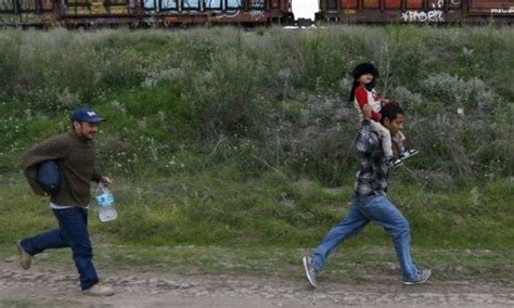 Eua Impedem Entrada De Uma Centena De Migrantes Na Fronteira O M Xico