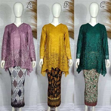 Modern Kebaya Suit Brocade Graduation Kebaya Set Kartinian Rinjani