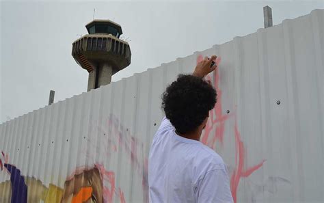 Veja Fotos Dos Grafites Nas Obras Do Aeroporto De Viracopos Fotos Em