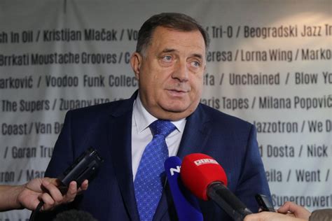 Dodik U Okr Aju S Novinarom N Severina Od Mene Nikada Ne Bi Dobila