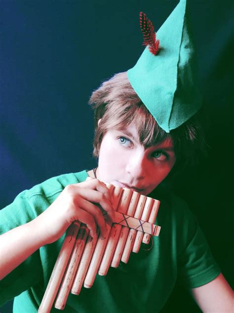 Peter Pan Cosplay[20+Pics] Peter Pan Cosplay, Wendy Cosplay, Tinker Bell Cosplay, Captain Hook ...