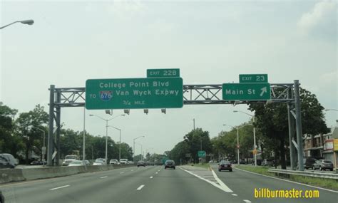 WB I-495 under one mile from I-678.