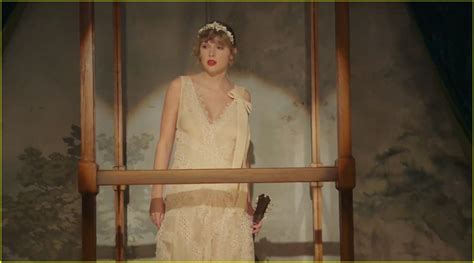 Taylor Swift's 'Willow' Video Is Here & She Revealed Insider Details ...