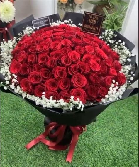 Romantic Red Roses - eflourist.com