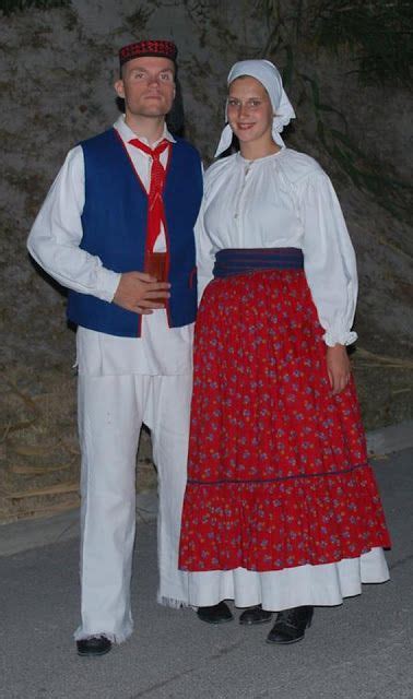 Overview Of The Costumes Of The Slovenes Traditional Outfits City