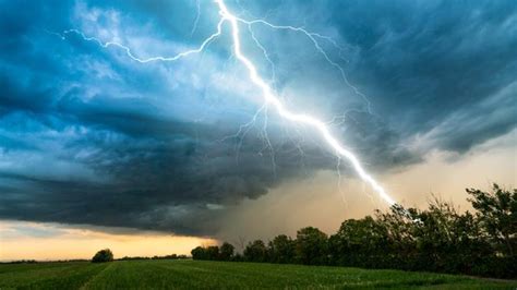 Veille d orages violents pour l Estrie et le Centre du Québec Radio