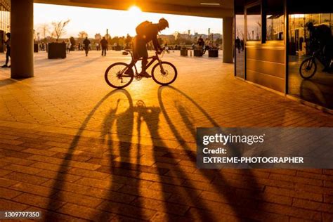 Mountain Bike City Photos And Premium High Res Pictures Getty Images