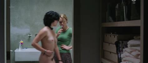 Naked Sarah Jonker In Leef