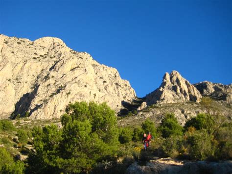 TROTASENDES BENICALAP FINESTRAT SUBIDA AL PUIG CAMPANA 1410 MTS Y AL