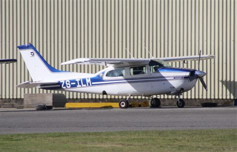 Cessna 210 Centurion - Price, Specs, Photo Gallery, History - Aero Corner