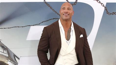 Dwayne Johnson y Emily Blunt podrían protagonizar una secuela de