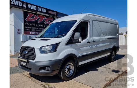 7 2017 Ford Transit 350l Lwb Mid Lot 1454232 Carbids