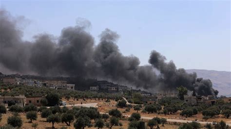 Deadly Airstrikes In Syria Raise Fears Of New Offensive The New York