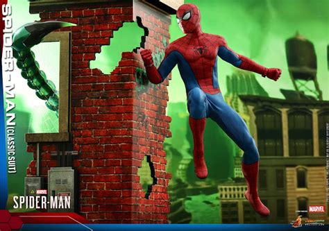 Hot Toys Vgm Marvel S Spider Man Classic Suit Spider Man Collectible Figure Disney Magical