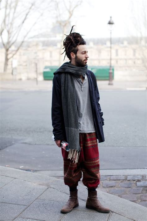 Totally Do This Look On A Regular Basis Sartorialist Fashion Hobo