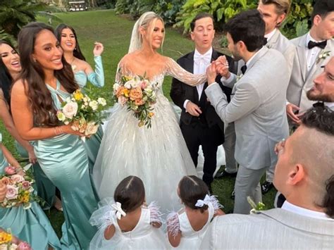 Bodorrio Lele Pons Y Guaynaa Se Casaron Su Boda Fue Un Desfile De