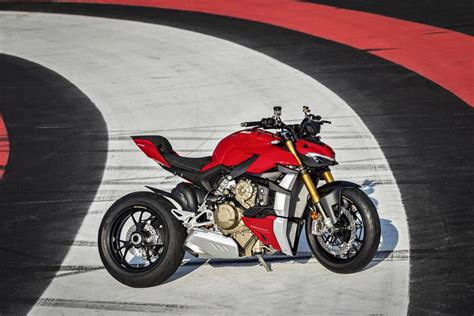 Ducati 2020 Super Naked Streetfighter V4 Da 208 Cv Due Ruote Ansait