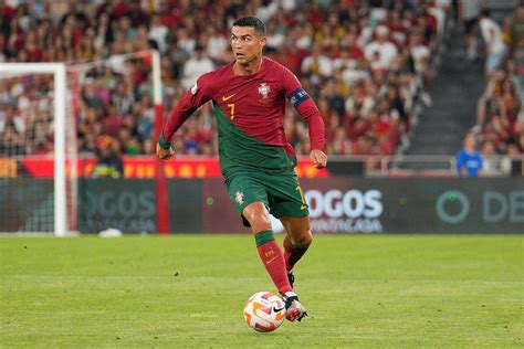 Foot Mondial - Le Portugal obligé de virer Cristiano Ronaldo - Foot 01