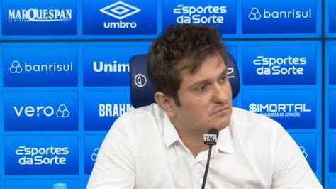 Brum é questionado e não se cala sobre desempenho de reforços do Grêmio