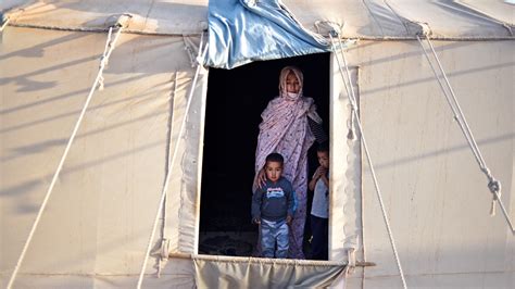 Quand Le Polisario Utilise Les Enfants Comme Soldats Et Comme