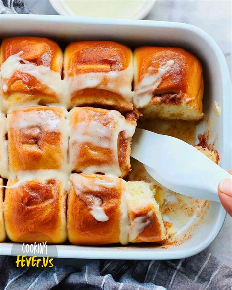 Easy Cinnamon Hawaiian Rolls