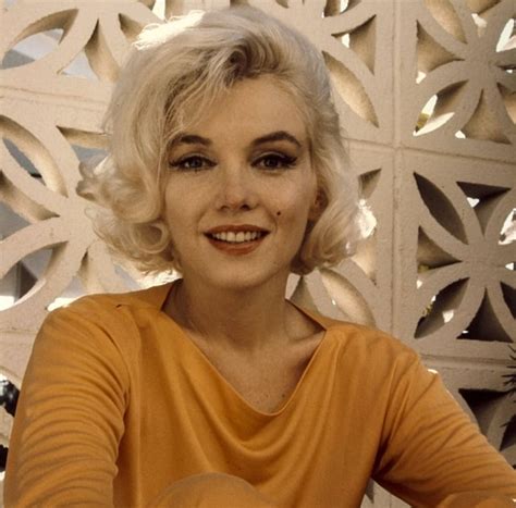 Herere 7 Stunning Rare Photos From Marilyn Monroes Final Photo Shoot Hollywood Hindustan