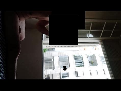 Vecina atónita después de verme desnuda con una polla dura en la ventana abierta XVIDEOS