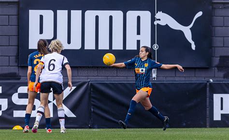 LAS MEJORES IMÁGENES DEL AMISTOSO ENTRE EL VALENCIA CF FEMENINO Y LA