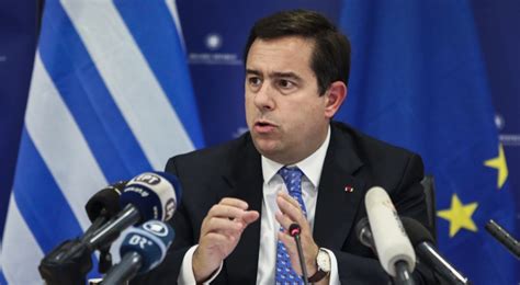 Greece Reports The Incident With The 92 Naked Migrants In Evros To The UN ProtoThema English