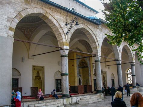 Gazi H Srev Bey Camii Saraybosna Konumu Foto Raflar Ve Hakk Ndaki