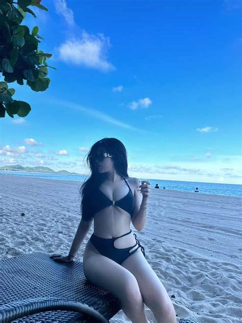 Trọn bộ ảnh Tiktoker Mỹ Phụng bikini sexy nóng bỏng