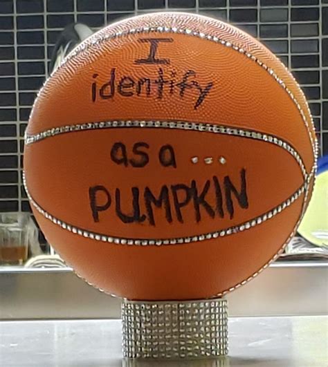 Basketball Pumpkin | Seasonal crafts, A pumpkin, Crafts