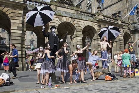 A beginner's guide to the Edinburgh Fringe - The Travel Hack