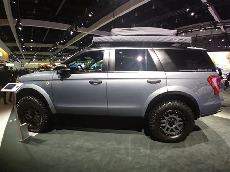 LGE CTS Motorsports Ford Expedition XLT Unveiled At L A Auto Show