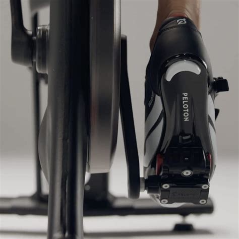 How to Size Peloton Shoes? The Ultimate Guide -Bicycle Vibes