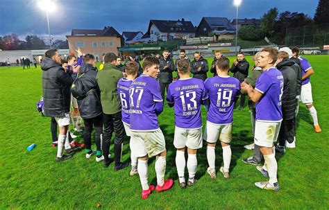 Jägersburg holt in Unterzahl Rückstand gegen Pirmasens auf