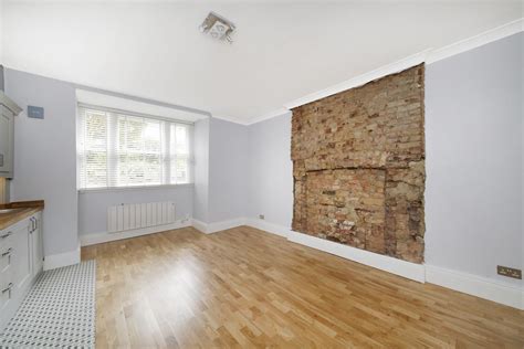 2 Bedroom Apartment For Sale In Harold Road Crystal Palace Se19 Pedder