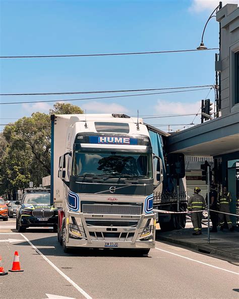 You Cant Park There Sir Rmelbourne