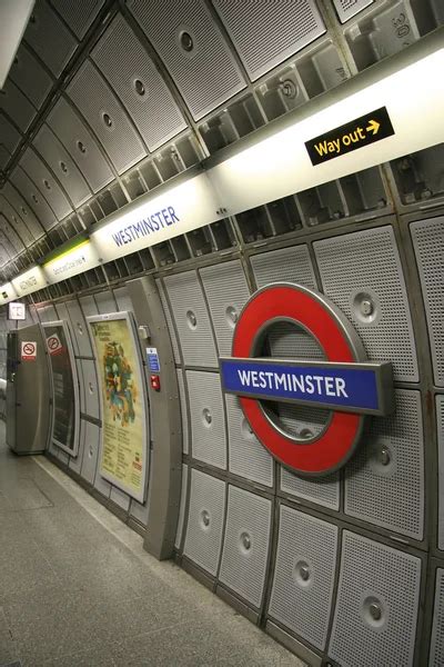 Allinterno Di Vista Della Metropolitana Di Londra — Foto Editoriale