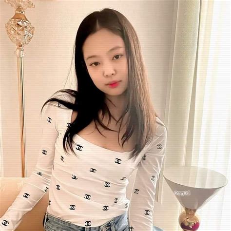 Blackpink Debut Jennie Kim Blackpink South Korean Girls Off Shoulder