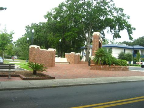 University-of-Florida-Campus-Tour-Gainesville-FL-012