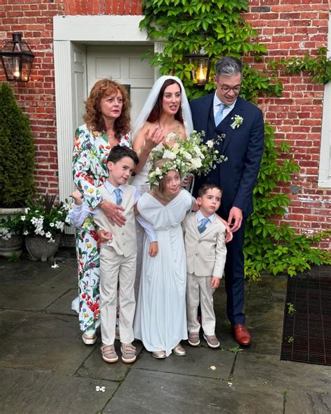 Eva Amurri defends Olivia Culpos wedding dress after her own sparked