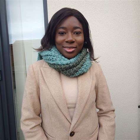 Crochet Keyhole Scarf Pattern - Fosbas Designs