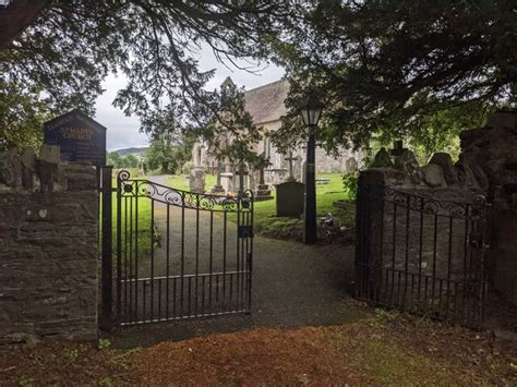 Entrance Gates To St Mary S Church Fabian Musto Cc By Sa